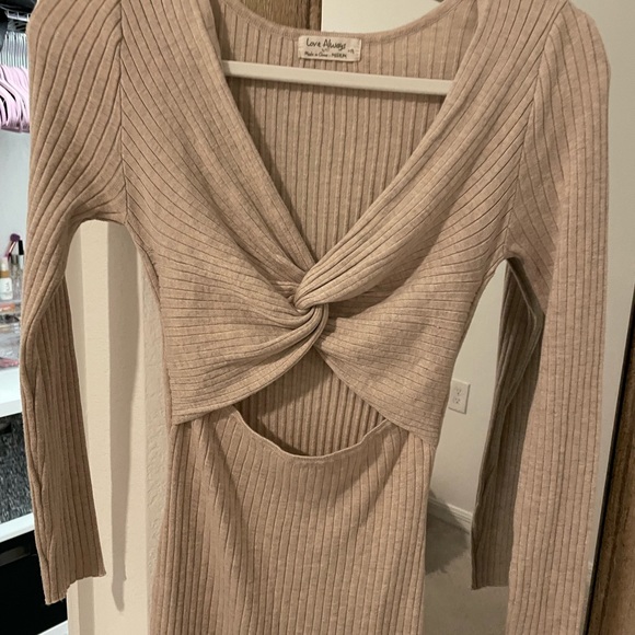 Ribbed Sweater Cut Out Dress - Picture 3 of 4
